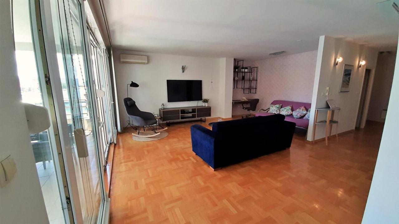 Mitra Zonata Pink Daire Omiš Dış mekan fotoğraf